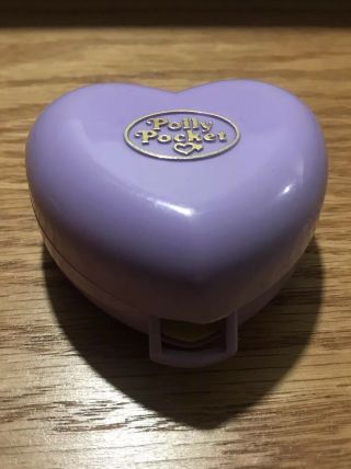 Vintage 1993 Bluebird Polly Pocket Pretty Bunnies - Pet Parade Mini Purple Compact