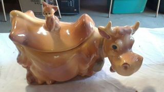 Vintage Brush Usa W10 Cookie Jar Cow With Cat 1940s Brush Mccoy Art Pottery