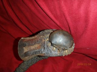Mid 19th century Sailor made macrame powder horn and shot pouch. 4