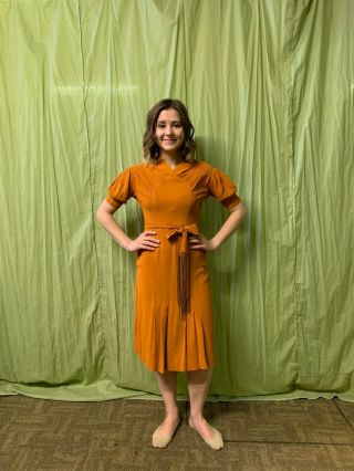 1930 Authentic Vintage Day Dress Burnt Orange With Tied Belt.  Size 0