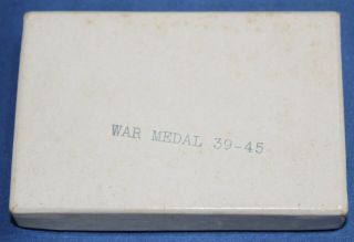 CANADIAN SILVER WORLD WAR II 1939 - 1945 WAR MEDAL WITH RIBBON - ORG.  BOX 1 5