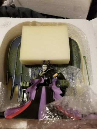 Rare WDCC maleficent sinister sorceress statue 59/750 for my schnauzer baby 6