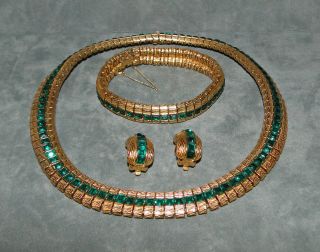 Vintage Signed Ciner Rhinestone Gold Tone Collar Necklace Bracelet Earrings Set