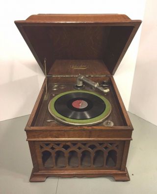 Antique Silvertone Phonograph Runs