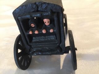 Vtg Cast Iron Metal Amish Horse Drawn Buggy Carriage Wagon with Driver,  and Kids 5