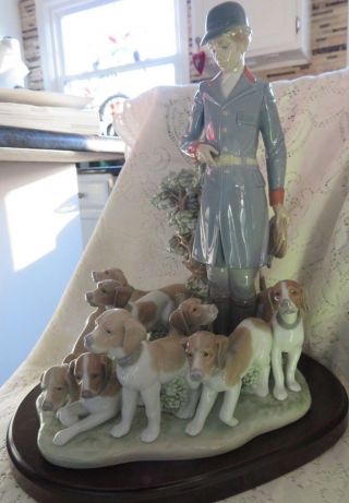 Lladro Pack of Hunting Dogs 5342 Ltd Ed 931/3000 RARE Signed with Wood Stand 4