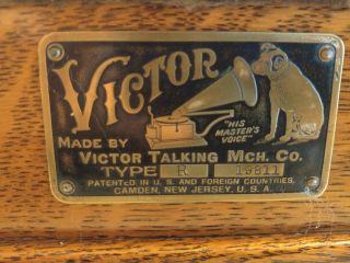 RARE Victor Talking Machine Type R - Royal 2