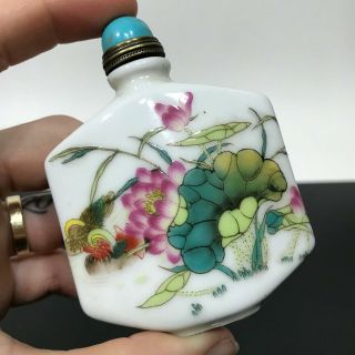 Vtg Chinese Painted Floral Porcelain Snuff Jar Scent Perfume Bottle