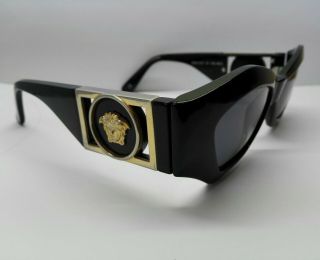 Gianni Versace Vintage Sunglasses Mod.  421/b Col.  852 Black