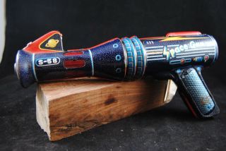 Rare Vintage Tin Toy Space Gun S - 58 Friction Made In Japan T.  N 1960 ' s 5