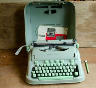 Vintage Hermes 3000 Portable Typewriter And Case