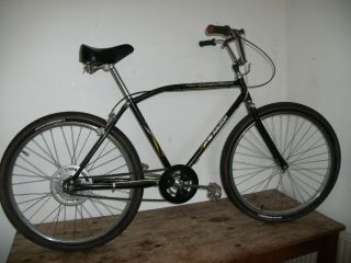 Vintage Cycle Old School Raleigh Bomber.  Vw Camper Cruiser Bike