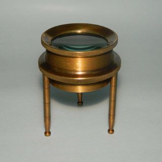 VINTAGE BRASS MAGNIFIER glass Lens round tabletop with wooden box 3