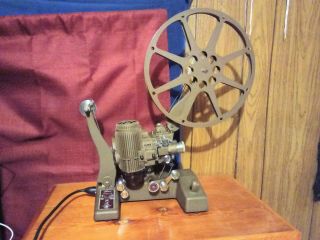 Vintage Bell & Howell Filmo Showmaster Model 129 G 16mm Projector