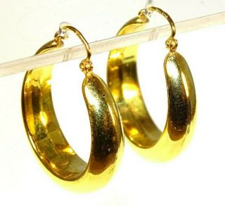 Authentic Vintage 18kt Yellow Gold 1 " Hoop Earrings - Sleek And Classy