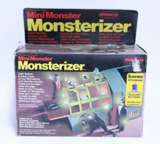 Fantastic Vintage Remco Mini Monster Monsterizer W/ Box & Inserts