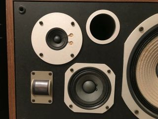 Vintage Pioneer HPM - 60 Speakers (owner) 4