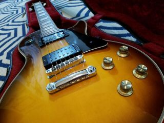 Vintage Montaya Les Paul Electric Guitar 6