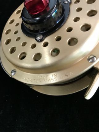 Vintage Val - Craft Valentine 375 Fly Fishing Reel Gold With Leather Case 3