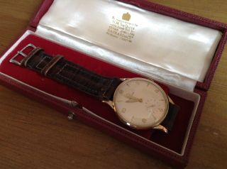 Vintage Certina 9ct Gold Gents Wrist Watch With Lovely Goldsmiths Watch Box