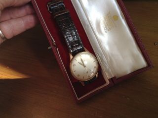 Vintage Certina 9ct gold gents wrist watch With Lovely Goldsmiths Watch Box 5