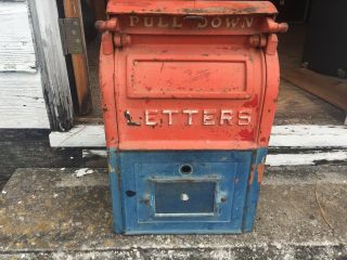 Vintage Bridgeport Casting Co.  U.  S.  Mail Box,  1948 Cast Iron