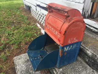 Vintage Bridgeport Casting Co.  U.  S.  Mail Box,  1948 CAST IRON 2