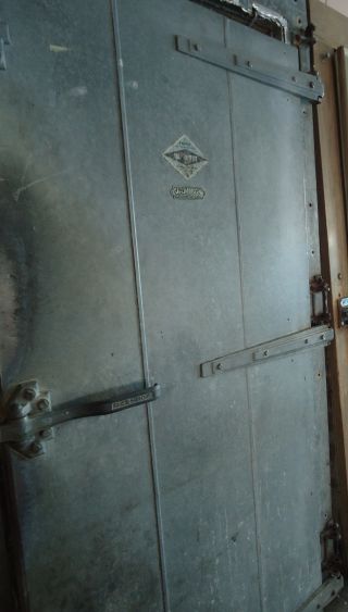 Vintage Walk - In Cooler / Freezer Door Jamison (last One)