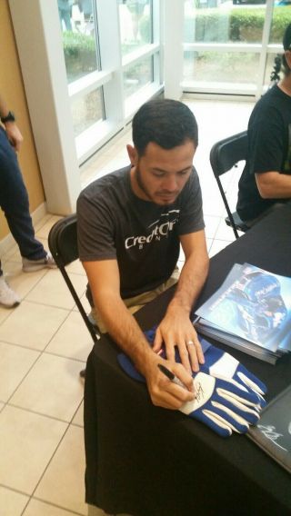 Kyle Larson vintage NASCAR Simpson driver gloves signed autographed 5