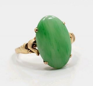 Great Vintage 14k Yellow Gold Green Jade Ladies Ring Size 10