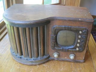 Old Antique Wood Zenith Vintage Tube Radio R877310
