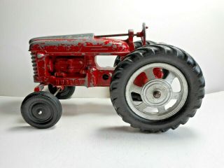 Oldl Diecast Hubley Kiddie Toy Farmall Farm Tractor 490 Wide Front End 1950s