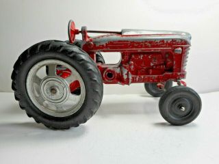 Oldl Diecast Hubley Kiddie Toy Farmall Farm Tractor 490 Wide Front End 1950s 2