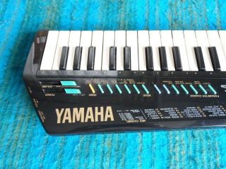 Yamaha SHS - 10 FM Digital Midi Synthesizer / Keytar Vintage w/ AC Adapter - D203 4