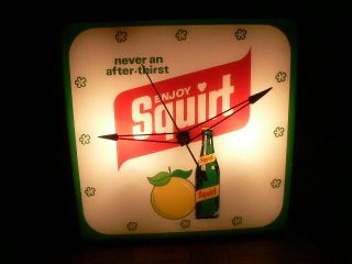 Vintage SQUIRT Advertising Pam Clock 15x15 clock,  light 7