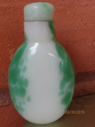 Antique CHINESE PEKING GLASS NATURAL JADE TOP Snuff Bottle 3