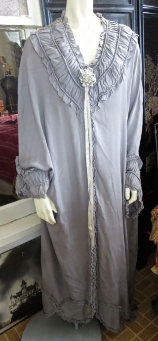 Antique Edwardian 1910s - 1920s Dove Gray Silk Flapper Opera Cocoon Coat Wrap