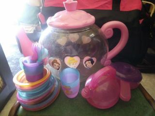 Disney Princesses:snow White - Aurora - Ariel - Belle - Cinderella - Jasmine Tea Set