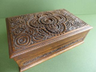 Orig Antique - Vintage Indo - Burmese Hand Carved Wooden Trinket Box.  C1910 - 30