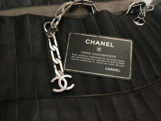 Authentic CHANEL black quilted leather chain LARGE tote bag purse - RARE - $7000 4