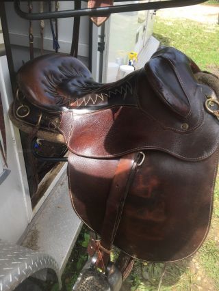 Tucker Aussie Saddle,  Rare Western Rigging,  comfortable, . 2