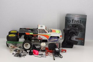 Vintage Kyosho Outlaw Rampage Truck Nitro With Accessories 2