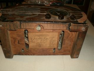 Old vintage rare wood table top tube radio1937 Silver oval model 139 4