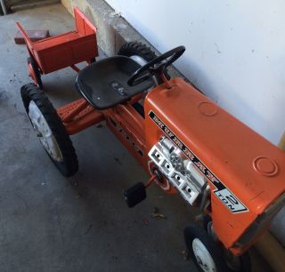 Vintage Murray Pedal Tractor and Payload 2