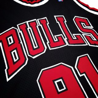 100 Authentic Dennis Rodman Vintage Nike 97 98 Bulls Jersey Size 44 L Mens 4