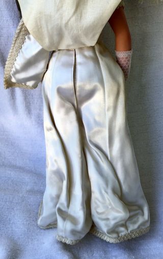 Vintage Simona Furga Alta Moda Bride Doll Long Eyelashes Champagne Hair Italy 6