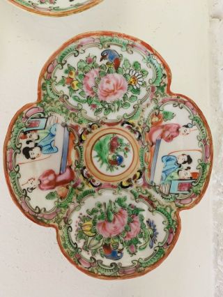 Set of 5 Antique Unusual 1800’s Hand Painted Chinese Rose Medallion Platters NR 6