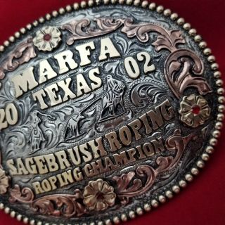 2002 RODEO TROPHY BUCKLE VINTAGE MARFA TEXAS TEAM ROPING COWBOY CHAMPION 682 3