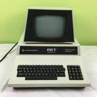 Vintage Commodore Pet 2001 - 8n Desktop Professional Computer -