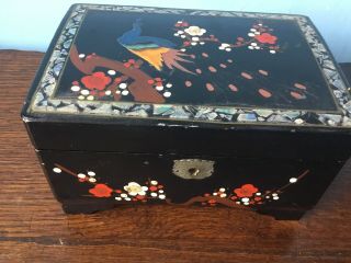 Chinese Vintage Black Lacquer and Mother of Pearl Jewellery Box 3